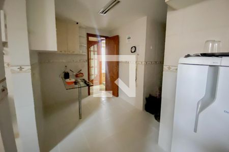 Apartamento para alugar com 120m², 4 quartos e 2 vagasCozinha