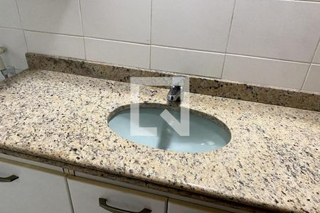 Apartamento para alugar com 120m², 4 quartos e 2 vagasBanheiro 2 