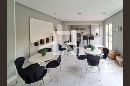 Apartamento para alugar com 31m², 1 quarto e sem vagaÁrea comum - Salão de festas