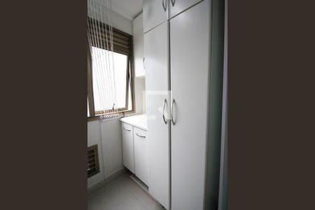 Apartamento para alugar com 66m², 2 quartos e 1 vagaÁrea de Serviço