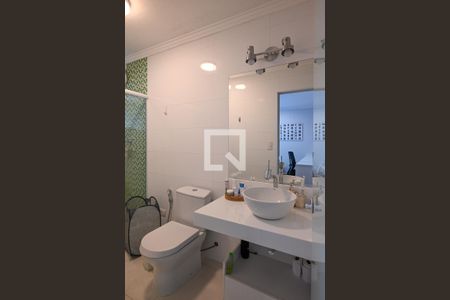 Casa à venda com 320m², 4 quartos e 3 vagasSuite Quarto 2