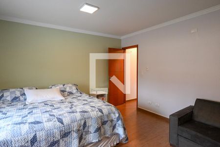 Casa à venda com 320m², 4 quartos e 3 vagasQuarto 1