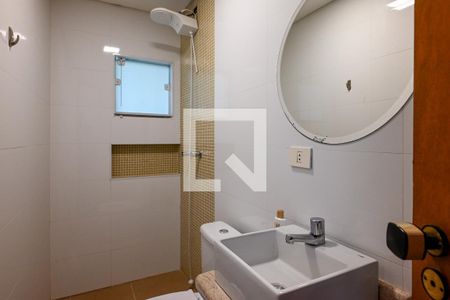 Casa à venda com 320m², 4 quartos e 3 vagasBanheiro de Serviço