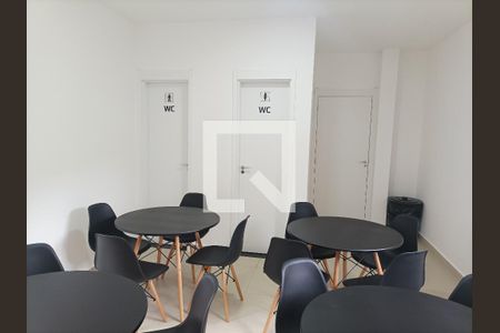Apartamento para alugar com 49m², 2 quartos e 1 vaga Apartamento para alugar com 49m², 2 quartos e 1 vagaÁrea comum - Salão de festas