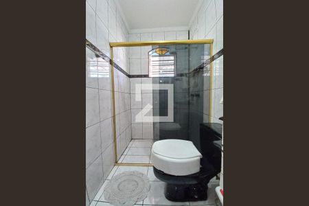 Casa à venda com 175m², 3 quartos e 2 vagas Casa à venda com 175m², 3 quartos e 2 vagasBanheiro Corredor