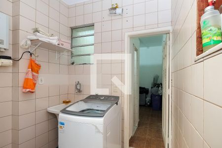 Casa à venda com 147m², 3 quartos e 1 vagaÁrea de Serviço