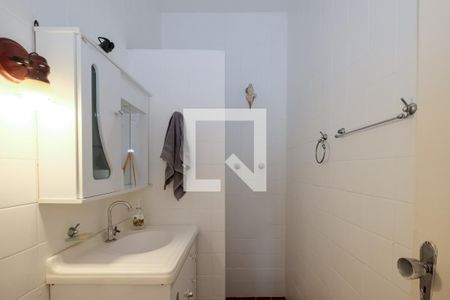 Casa à venda com 147m², 3 quartos e 1 vagaBanheiro