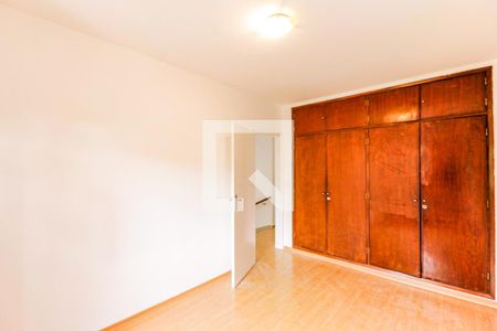 Quarto 2 de casa para alugar com 3 quartos, 150m² em Jardim Petrópolis, São Paulo