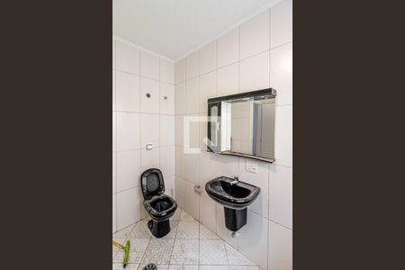 Casa para alugar com 150m², 3 quartos e 1 vaga Casa para alugar com 150m², 3 quartos e 1 vagaBanheiro