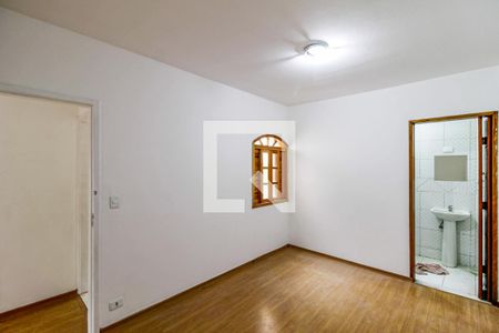 Casa para alugar com 150m², 3 quartos e 1 vaga Casa para alugar com 150m², 3 quartos e 1 vagaSuíte