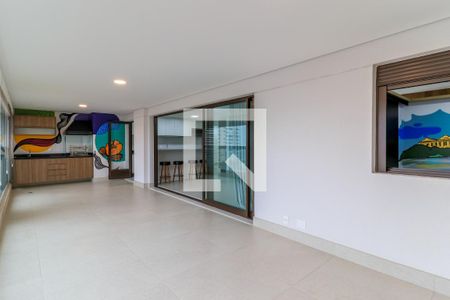 Apartamento à venda com 178m², 4 quartos e 2 vagasVaranda Gourmet