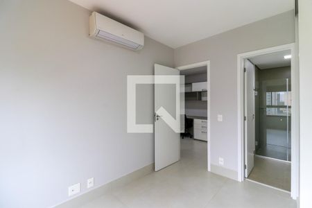 Apartamento à venda com 178m², 4 quartos e 2 vagasSuíte 3