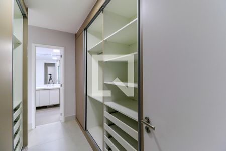 Apartamento à venda com 178m², 4 quartos e 2 vagasCloset da suíte 1