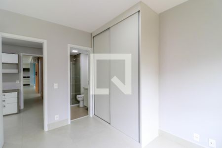 Apartamento à venda com 178m², 4 quartos e 2 vagasSuíte 3