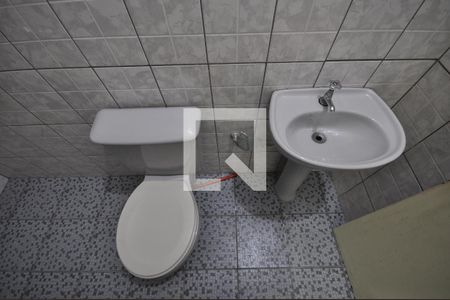 Banheiro de apartamento para alugar com 1 quarto, 55m² em Jardim Filhos da Terra, São Paulo