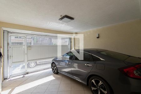 Casa à venda com 182m², 4 quartos e 2 vagas Casa à venda com 182m², 4 quartos e 2 vagasGaragem
