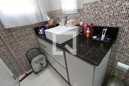 Casa à venda com 182m², 4 quartos e 2 vagas Casa à venda com 182m², 4 quartos e 2 vagasBanheiro do Quarto 3