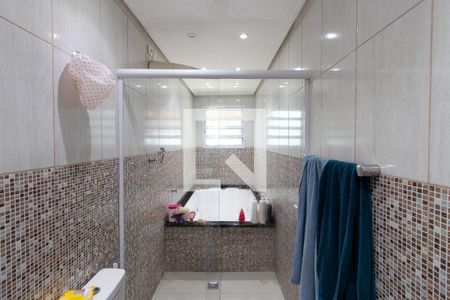 Casa à venda com 182m², 4 quartos e 2 vagas Casa à venda com 182m², 4 quartos e 2 vagasBanheiro do Quarto 3