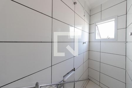 Casa à venda com 182m², 4 quartos e 2 vagas Casa à venda com 182m², 4 quartos e 2 vagasBanheiro Edicula