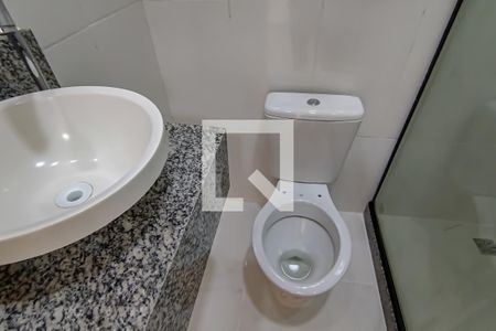 Casa à venda com 135m², 2 quartos e 1 vaga Casa à venda com 135m², 2 quartos e 1 vagaBanheiro