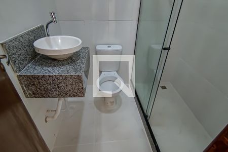 Casa à venda com 135m², 2 quartos e 1 vaga Casa à venda com 135m², 2 quartos e 1 vagaBanheiro