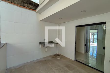 Casa à venda com 135m², 2 quartos e 1 vaga Casa à venda com 135m², 2 quartos e 1 vagaÁrea de Serviço