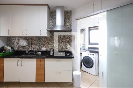 Apartamento à venda com 84m², 3 quartos e 2 vagas Apartamento à venda com 84m², 3 quartos e 2 vagasCozinha