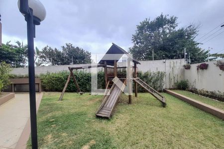 Apartamento à venda com 84m², 3 quartos e 2 vagas Apartamento à venda com 84m², 3 quartos e 2 vagasÁrea comum - Playground