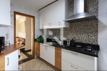 Apartamento à venda com 84m², 3 quartos e 2 vagas Apartamento à venda com 84m², 3 quartos e 2 vagasCozinha
