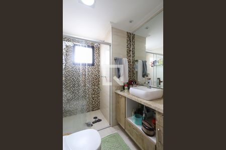 Apartamento à venda com 84m², 3 quartos e 2 vagas Apartamento à venda com 84m², 3 quartos e 2 vagasBanheiro da Suíte