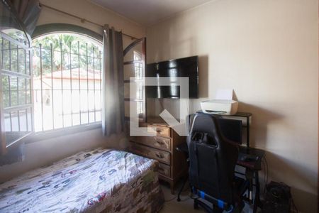 Casa à venda com 116m², 4 quartos e 2 vagasQuarto 2