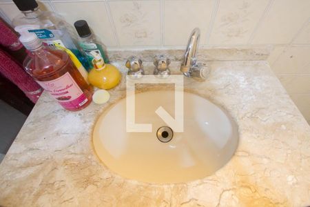 Casa à venda com 116m², 4 quartos e 2 vagasPia