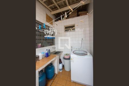 Casa à venda com 116m², 4 quartos e 2 vagasÁrea de Serviço