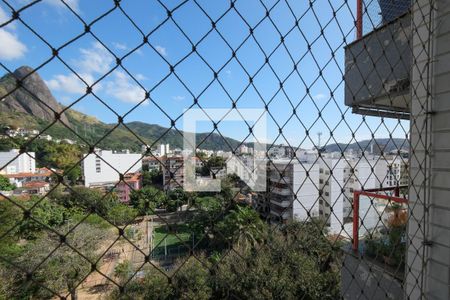 Apartamento à venda com 174m², 4 quartos e 2 vagas Apartamento à venda com 174m², 4 quartos e 2 vagasVista do Quarto 2