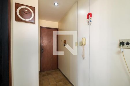 Apartamento à venda com 174m², 4 quartos e 2 vagas Apartamento à venda com 174m², 4 quartos e 2 vagasCozinha