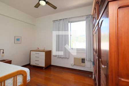 Apartamento à venda com 174m², 4 quartos e 2 vagas Apartamento à venda com 174m², 4 quartos e 2 vagasQuarto 2
