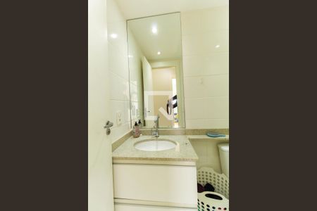 Apartamento à venda com 60m², 2 quartos e 1 vaga Apartamento à venda com 60m², 2 quartos e 1 vagaBanheiro