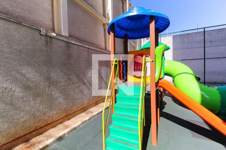 Apartamento à venda com 60m², 2 quartos e 1 vaga Apartamento à venda com 60m², 2 quartos e 1 vagaÁrea comum - Playground