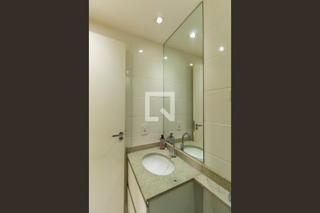 Apartamento à venda com 60m², 2 quartos e 1 vaga Apartamento à venda com 60m², 2 quartos e 1 vagaBanheiro