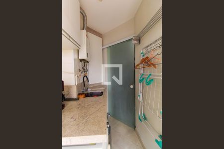 Apartamento à venda com 60m², 2 quartos e 1 vaga Apartamento à venda com 60m², 2 quartos e 1 vagaÁrea de Serviço