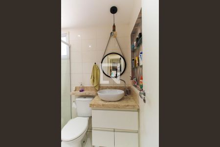 Apartamento à venda com 60m², 2 quartos e 1 vaga Apartamento à venda com 60m², 2 quartos e 1 vagaBanheiro da Suíte 2