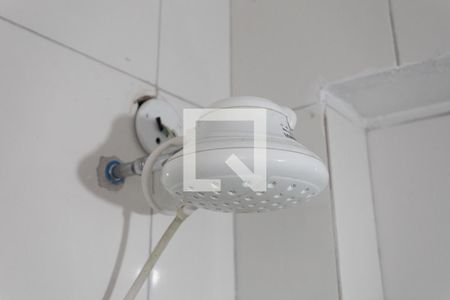 Detalhe do banheiro de kitnet/studio para alugar com 1 quarto, 28m² em Catete, Rio de Janeiro