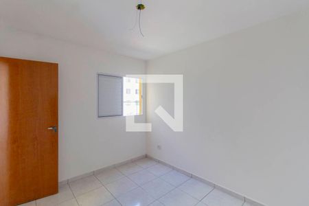 Quarto 2 de apartamento para alugar com 2 quartos, 50m² em Itaquera, São Paulo