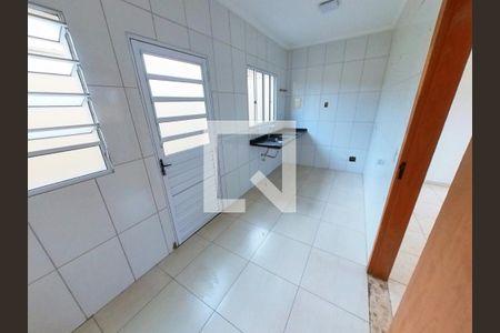 Cozinha de casa de condomínio para alugar com 2 quartos, 70m² em Freguesia do Ó, São Paulo