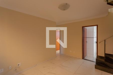 Sala de apartamento à venda com 3 quartos, 130m² em Concórdia, Belo Horizonte