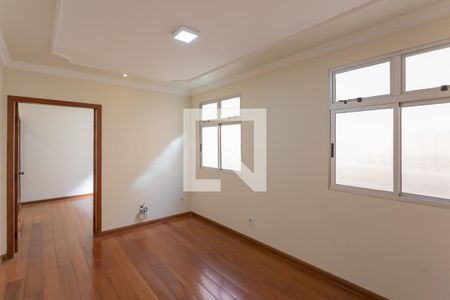 Sala de apartamento para alugar com 3 quartos, 96m² em Sagrada Família, Belo Horizonte