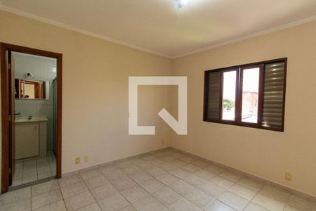 Apartamento para alugar com 95m², 3 quartos e 2 vagas Apartamento para alugar com 95m², 3 quartos e 2 vagasSuíte