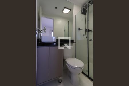 Banheiro de kitnet/studio para alugar com 1 quarto, 27m² em Jardim São Paulo(zona Norte), São Paulo