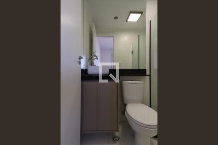 Banheiro de kitnet/studio para alugar com 1 quarto, 27m² em Jardim São Paulo(zona Norte), São Paulo