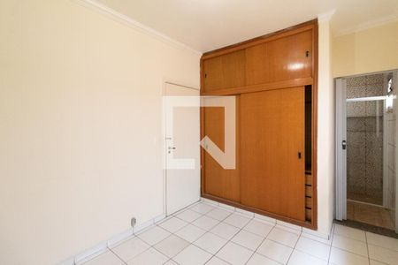 Suíte de casa à venda com 4 quartos, 420m² em Vila Aricanduva, São Paulo